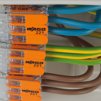 Wago lever connection terminal