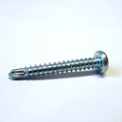 Schachtel mit 500 selbstbohrenden Schrauben 4,8 × 50 mm